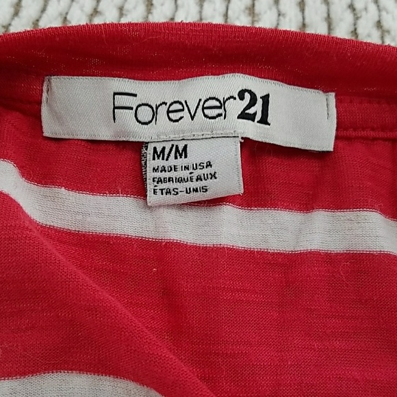 2 short sleeve, short tshirt, medium - Picture 5 of 8